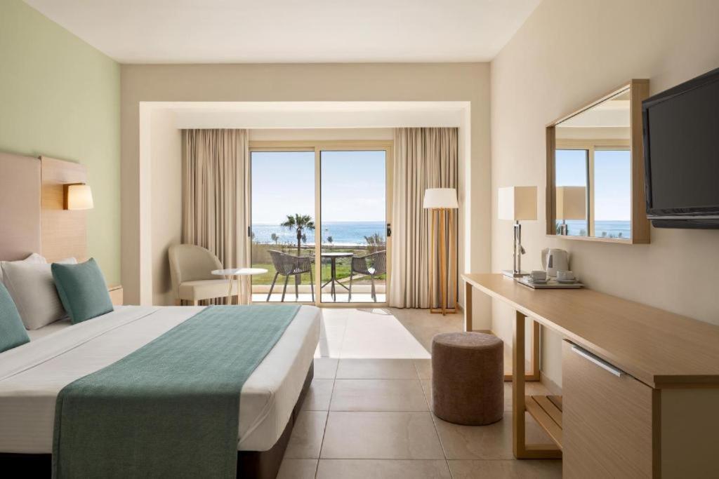 Freij Hotel & Resort - Adults Only 아이아 나파 외부 사진